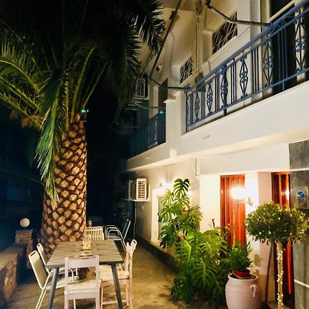 Hotel George Agios Kirykos  Exterior photo