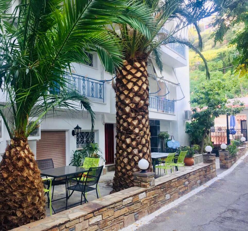 Hotel George Agios Kirykos  Exterior photo
